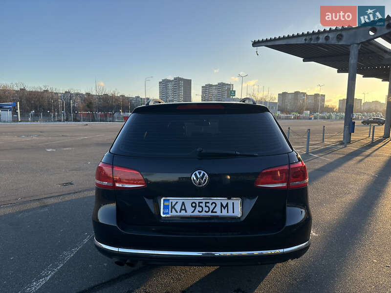 Универсал Volkswagen Passat 2011 в Киеве