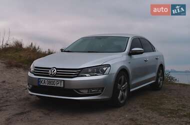 Седан Volkswagen Passat 2015 в Киеве