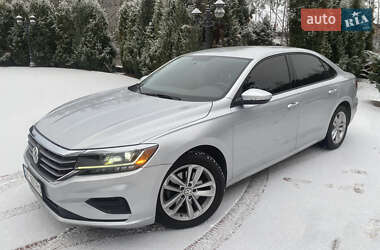Седан Volkswagen Passat 2020 в 