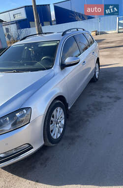 Універсал Volkswagen Passat 2013 в Овручі