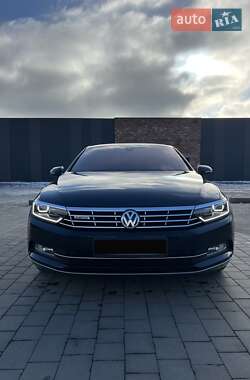 Седан Volkswagen Passat 2018 в 