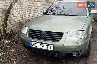 Седан Volkswagen Passat 2003 в Межовій