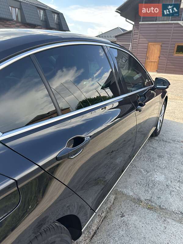 Седан Volkswagen Passat 2016 в Києві