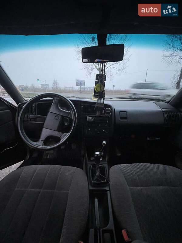 Седан Volkswagen Passat 1990 в Луцке