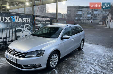 Volkswagen Passat 2011