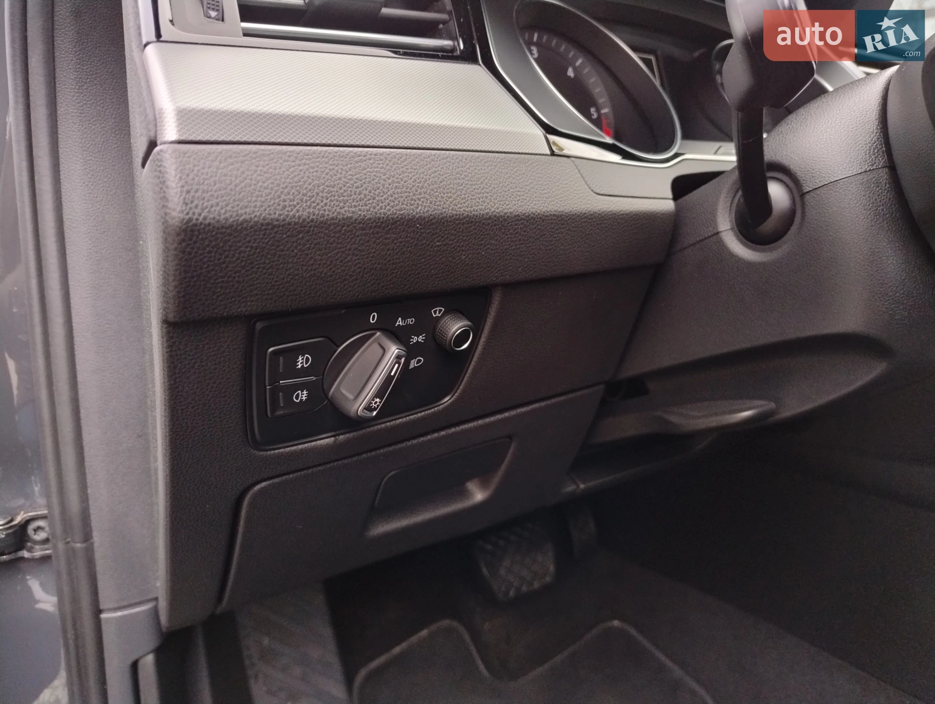 2019 Volkswagen Passat - мініатюра 2