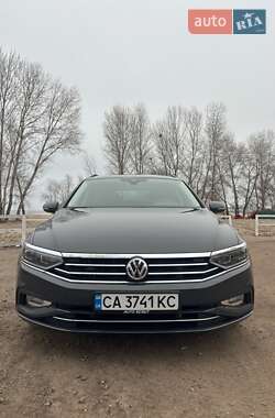 Універсал Volkswagen Passat 2019 в Черкасах