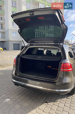Универсал Volkswagen Passat 2012 в 