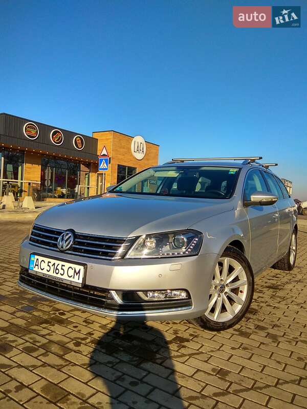 Универсал Volkswagen Passat 2013 в Луцке фото 10 Универсал Volkswagen Passat 2013 в Луцке