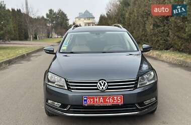 Универсал Volkswagen Passat 2012 в Ровно