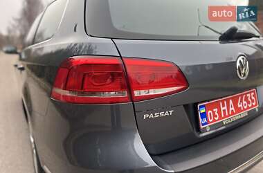 Универсал Volkswagen Passat 2012 в Ровно