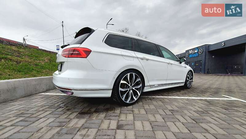 Универсал Volkswagen Passat 2016 в Киеве фото 5 Универсал Volkswagen Passat 2016 в Киеве