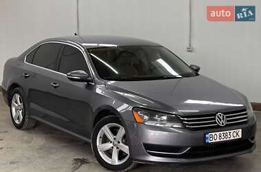 Седан Volkswagen Passat 2012 в Тернополі