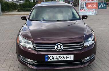 Седан Volkswagen Passat 2014 в Львові