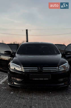 Седан Volkswagen Passat 2014 в Києві