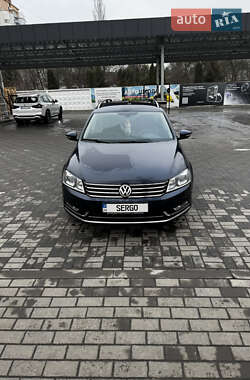 Універсал Volkswagen Passat 2011 в Вінниці