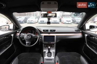 Седан Volkswagen Passat 2011 в Харькове