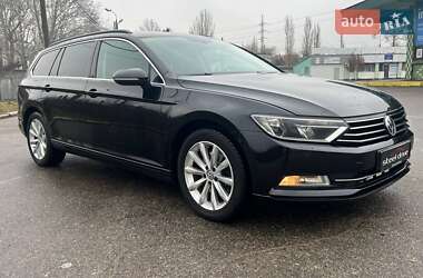 Універсал Volkswagen Passat 2015 в Миколаєві