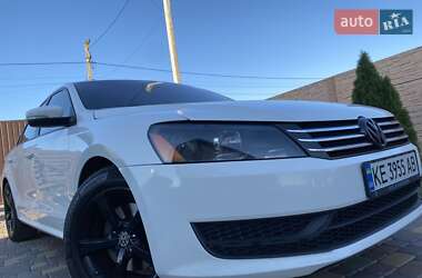 Седан Volkswagen Passat 2014 в Днепре