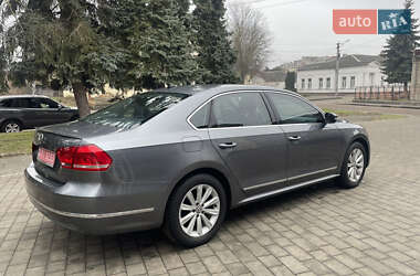 Седан Volkswagen Passat 2013 в Дубні