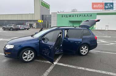 Універсал Volkswagen Passat 2006 в Києві