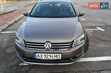 Універсал Volkswagen Passat 2011 в Харкові