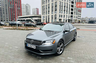 Седан Volkswagen Passat 2013 в Києві