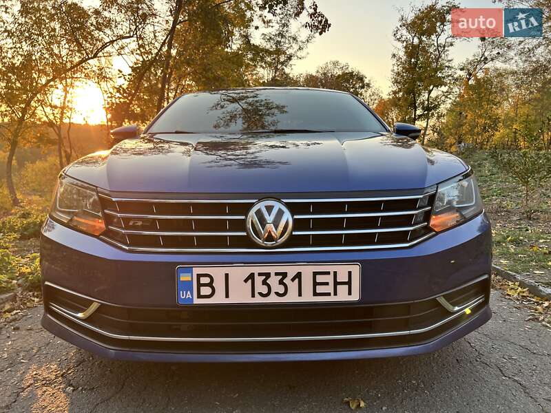 Седан Volkswagen Passat 2016 в Полтаві