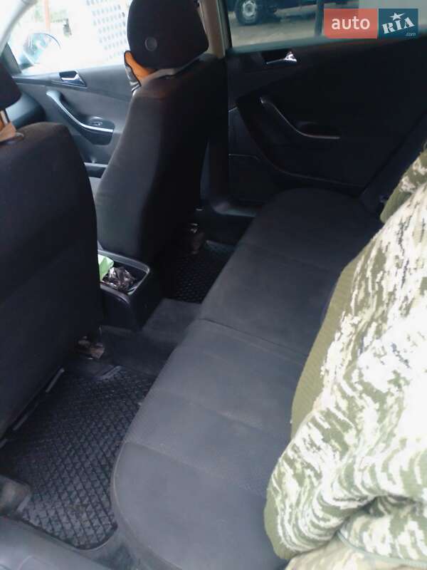 Универсал Volkswagen Passat 2006 в Ужгороде фото 17 Универсал Volkswagen Passat 2006 в Ужгороде