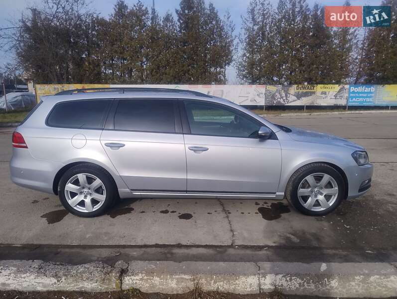 Универсал Volkswagen Passat 2011 в Львове