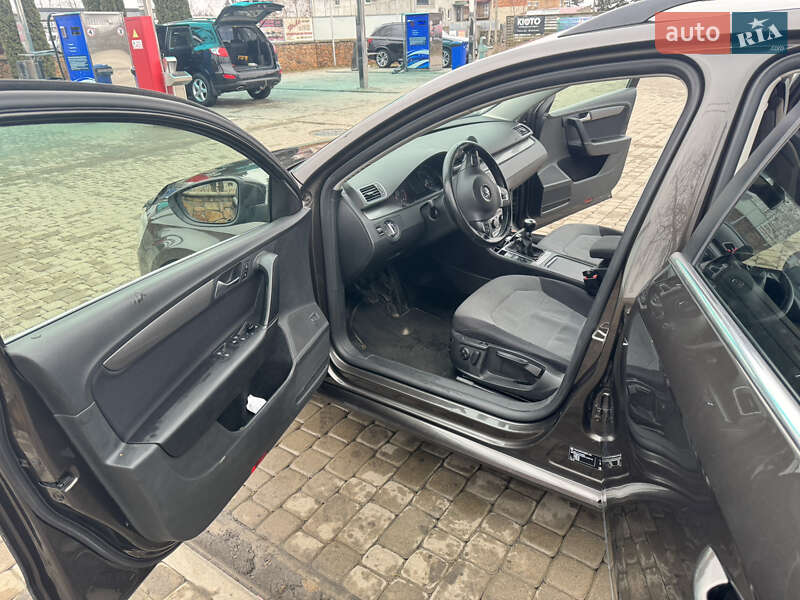 Универсал Volkswagen Passat 2012 в Березному фото 14 Универсал Volkswagen Passat 2012 в Березному