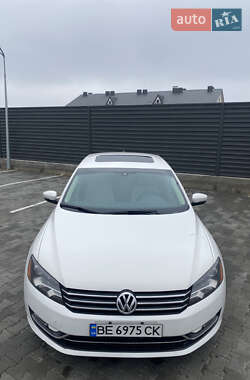 Седан Volkswagen Passat 2013 в Николаеве