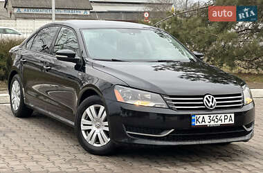 Седан Volkswagen Passat 2013 в Киеве