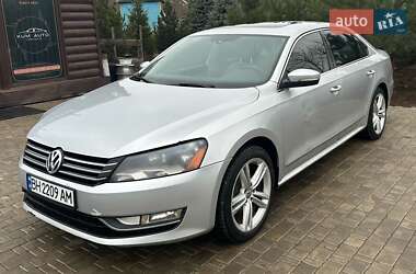 Седан Volkswagen Passat 2014 в Києві