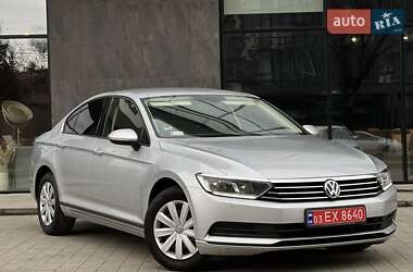 Volkswagen Passat 2019