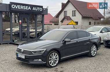 Седан Volkswagen Passat 2017 в Хмельницькому