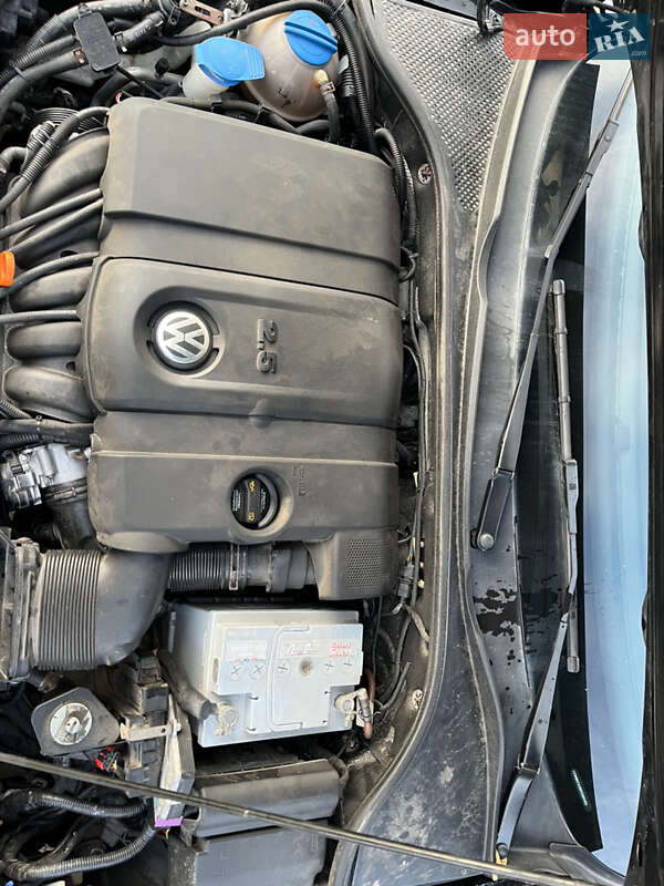 Седан Volkswagen Passat 2012 в Тернополі