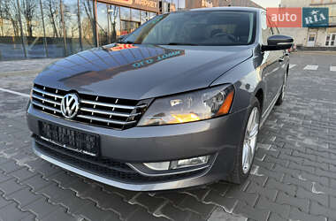 Седан Volkswagen Passat 2014 в Вінниці