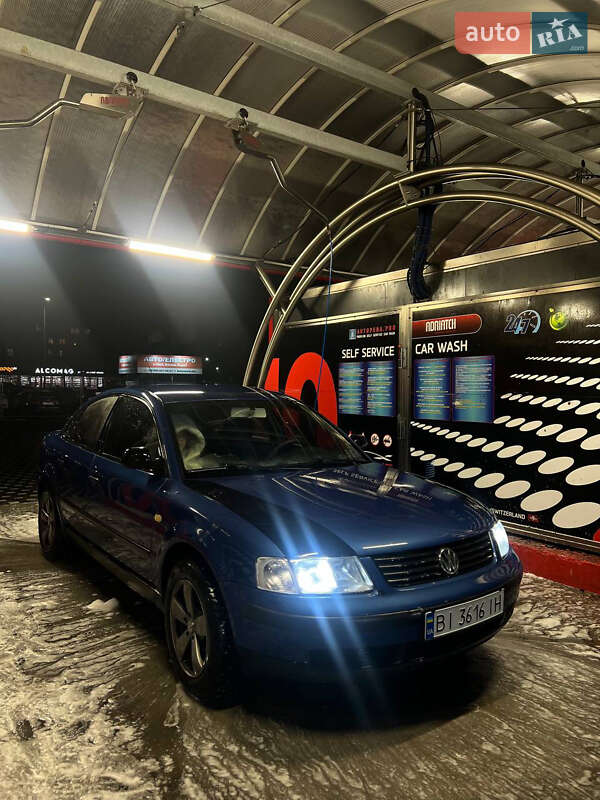 Седан Volkswagen Passat 1999 в Полтаві