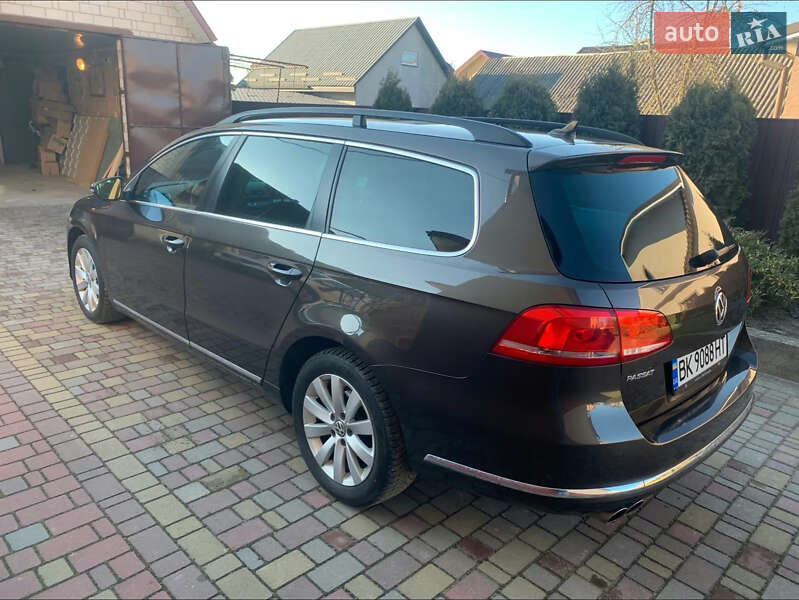 Універсал Volkswagen Passat 2013 в Костопілі