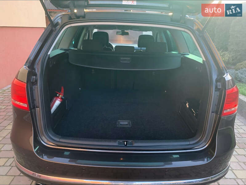 Універсал Volkswagen Passat 2013 в Костопілі