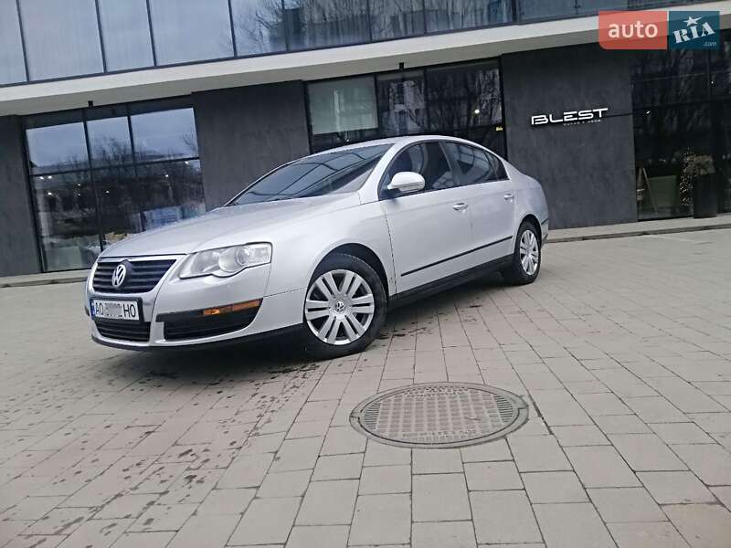 Седан Volkswagen Passat 2006 в Ужгороде