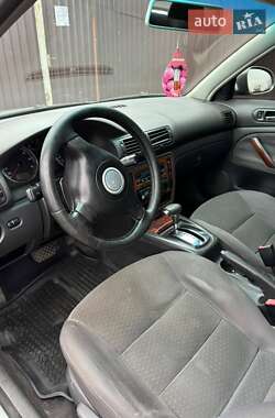 Седан Volkswagen Passat 2005 в Петропавловке