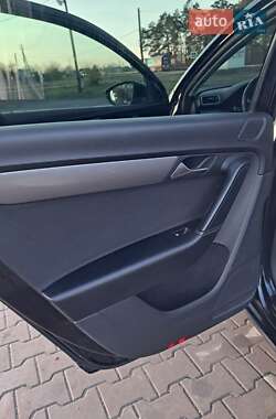 Универсал Volkswagen Passat 2011 в 
