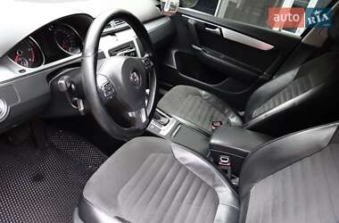 Седан Volkswagen Passat 2012 в Черкасах