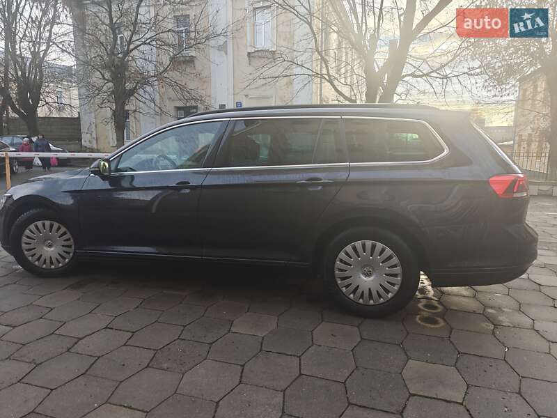 Универсал Volkswagen Passat 2020 в Луцке