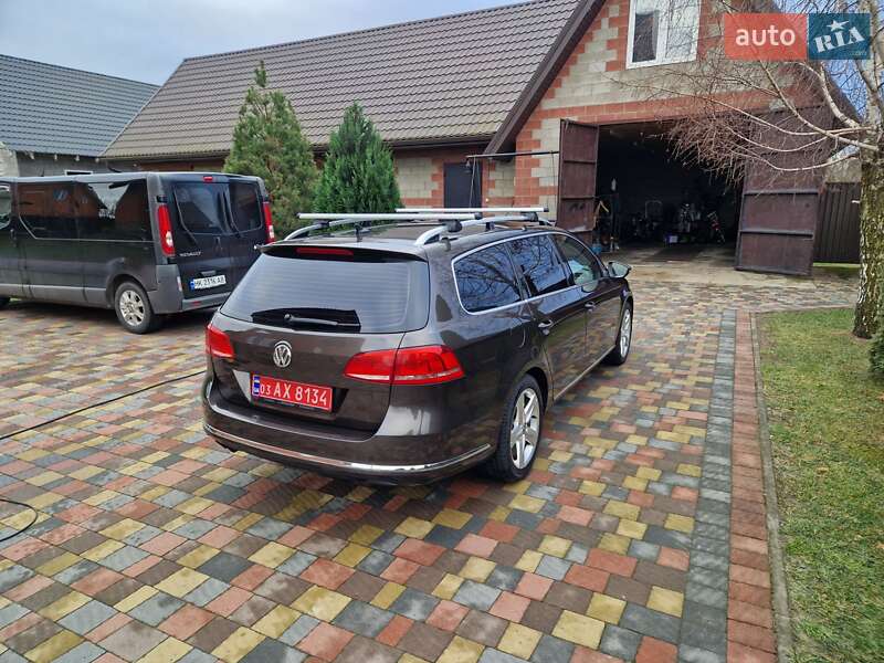 Универсал Volkswagen Passat 2011 в Владимирце