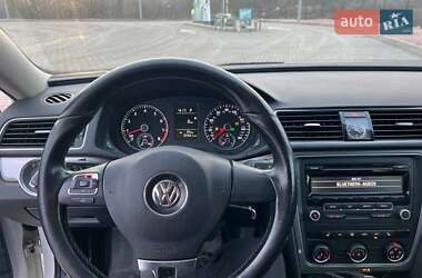 Седан Volkswagen Passat 2014 в Кам'янець-Подільському