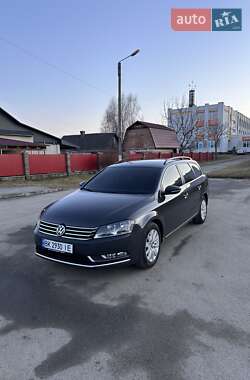 Volkswagen Passat 2011