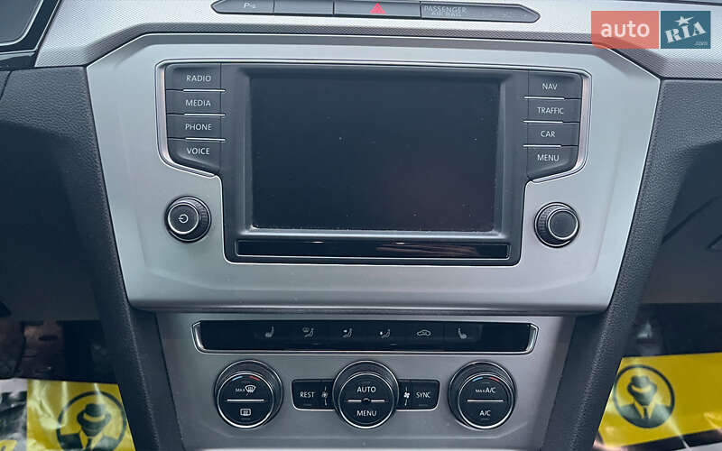 Универсал Volkswagen Passat 2015 в Стрые